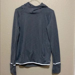 GAP gray sweatshirt
